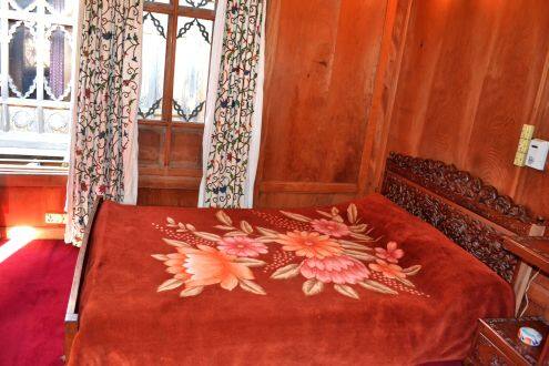 Murtaza Palace Houseboat, Srinagar 2